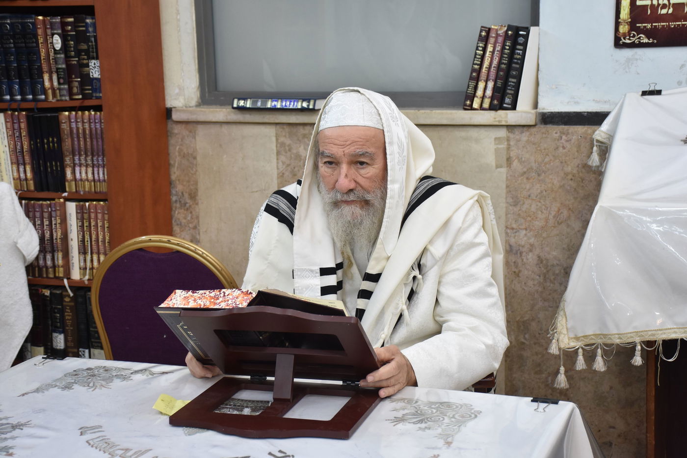 מראות ערב ומוצאי יום הכיפורים באשלג