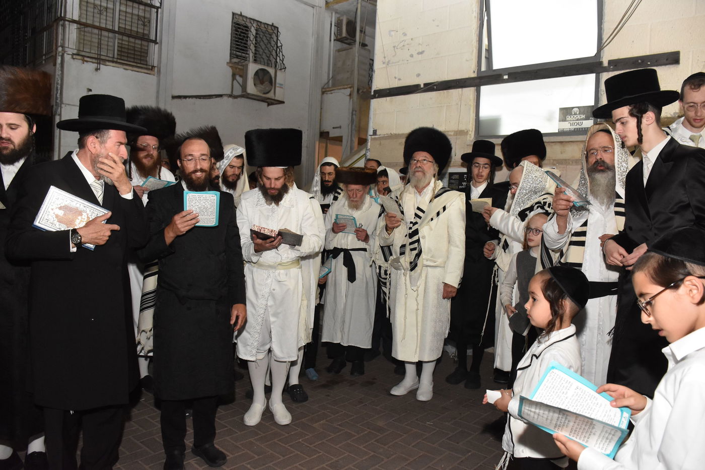 מראות ערב ומוצאי יום הכיפורים באשלג