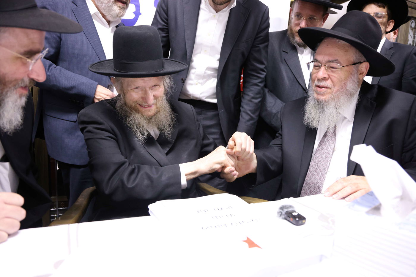 מעמד ביטול הגזירות והייסורים של "עזר מציון" ע"י המשגיח רבי דן סגל