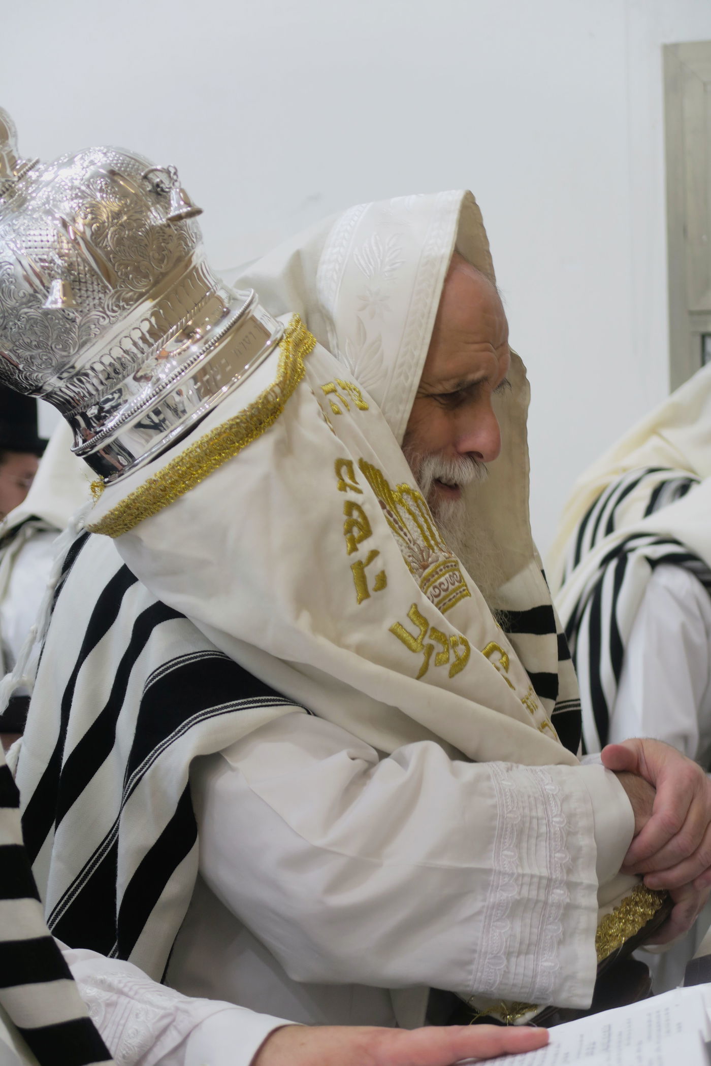 הגאון רבי אברהם סטוארט בתפילת 'אור זרוע לצדיק'