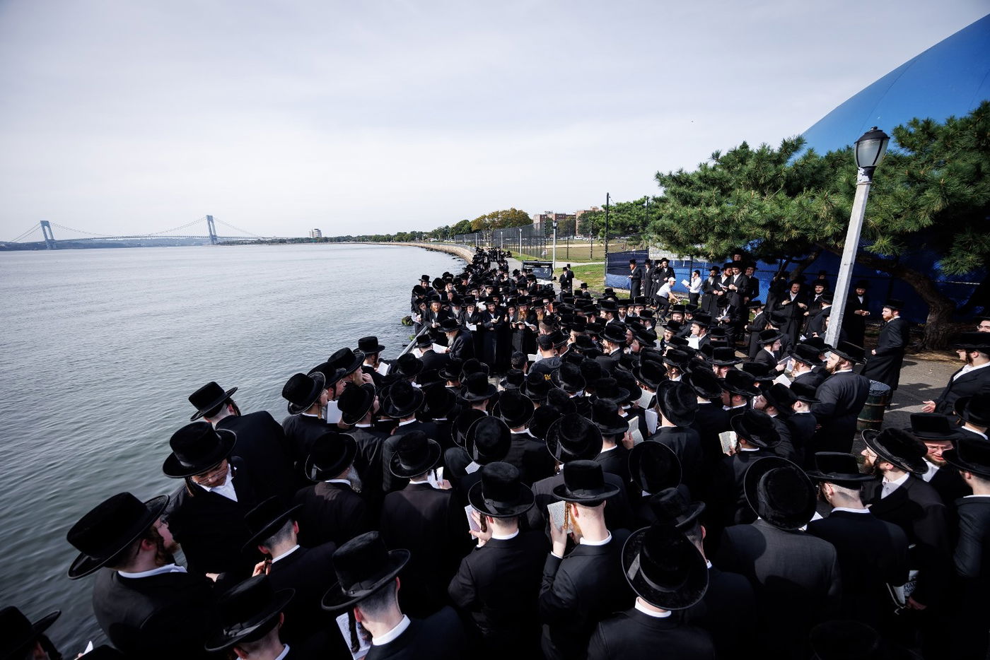 ערב ומוצאי יום כיפור בחצה"ק באבוב 45