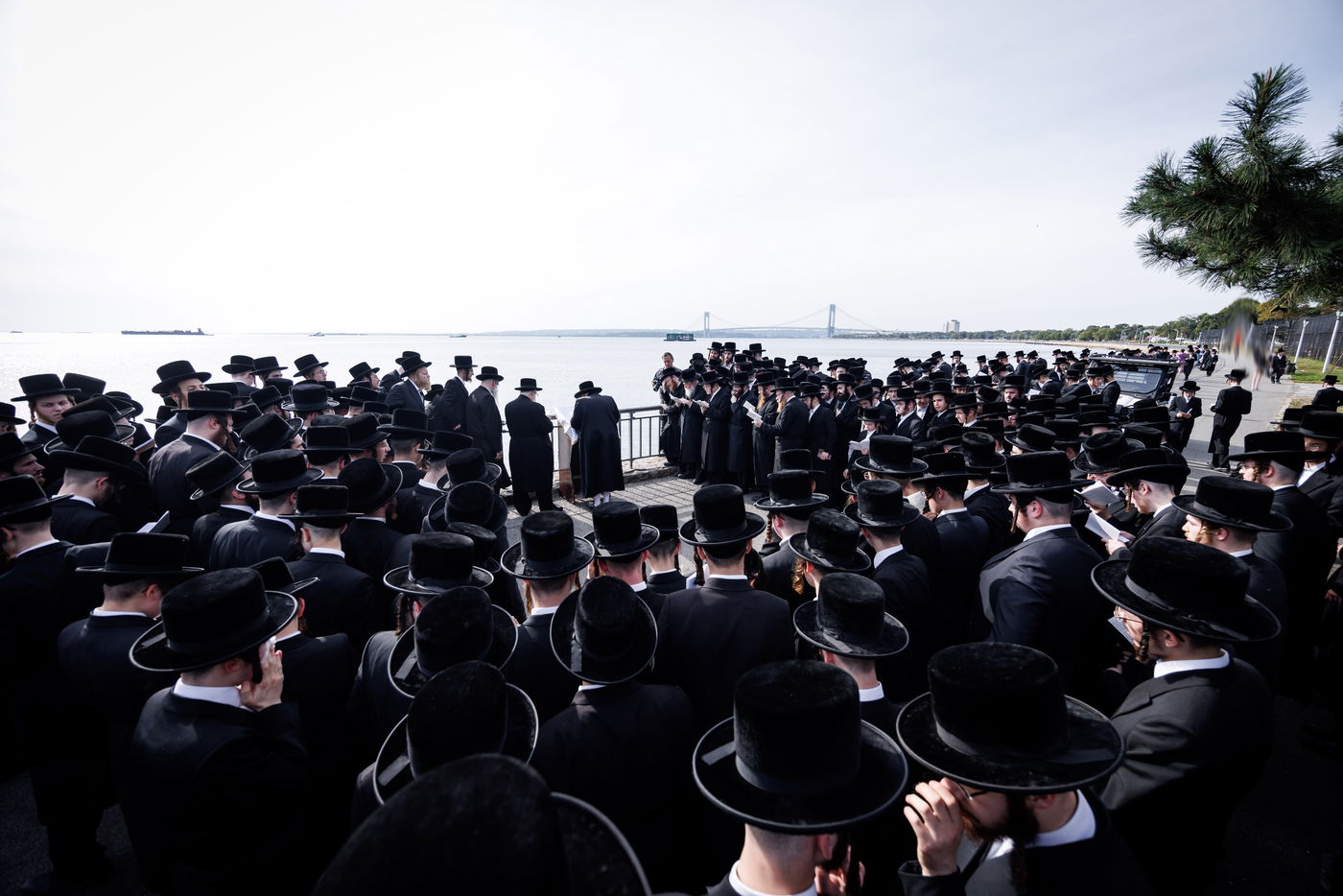 ערב ומוצאי יום כיפור בחצה"ק באבוב 45