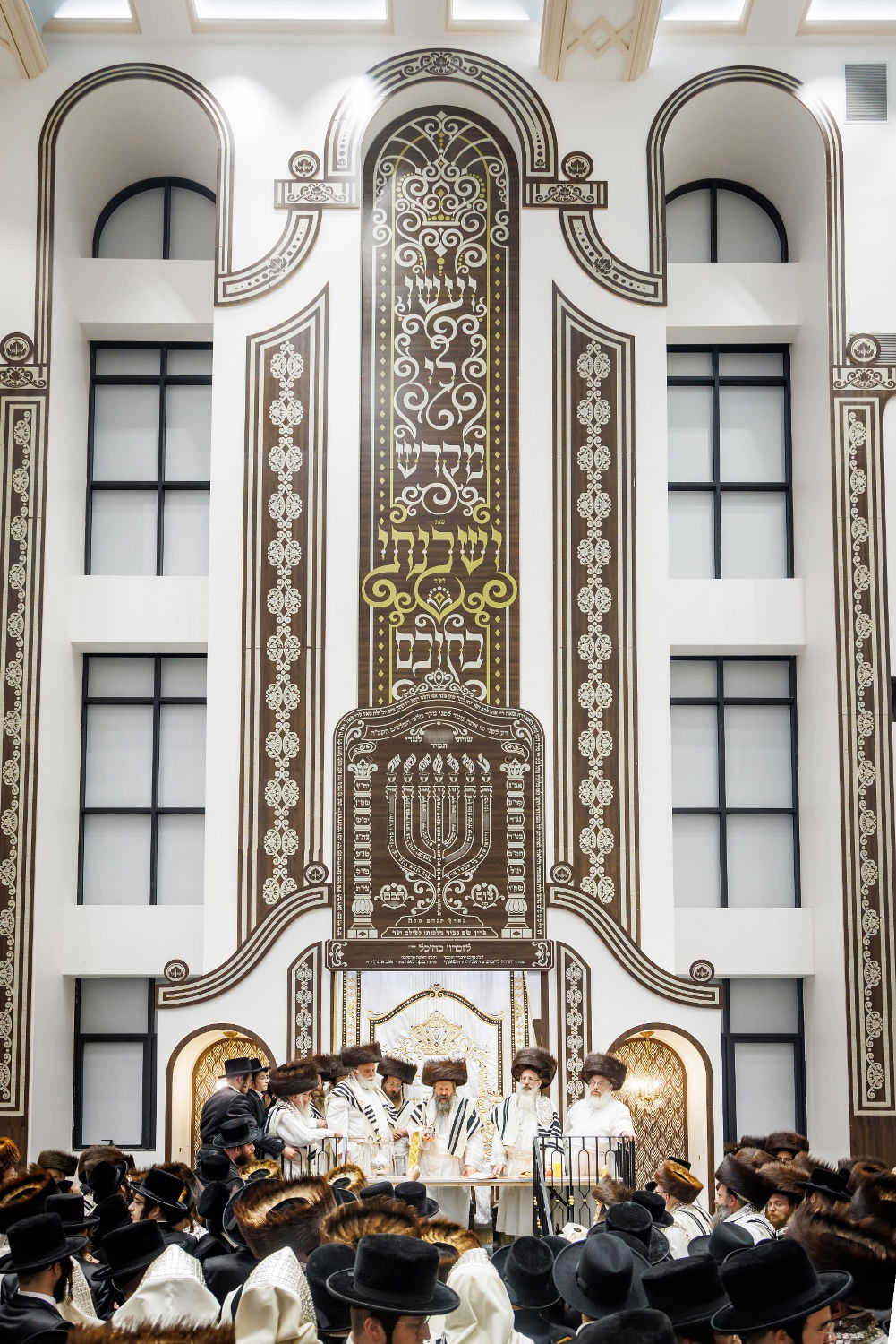 ערב ומוצאי יום כיפור בחצה"ק באבוב 45