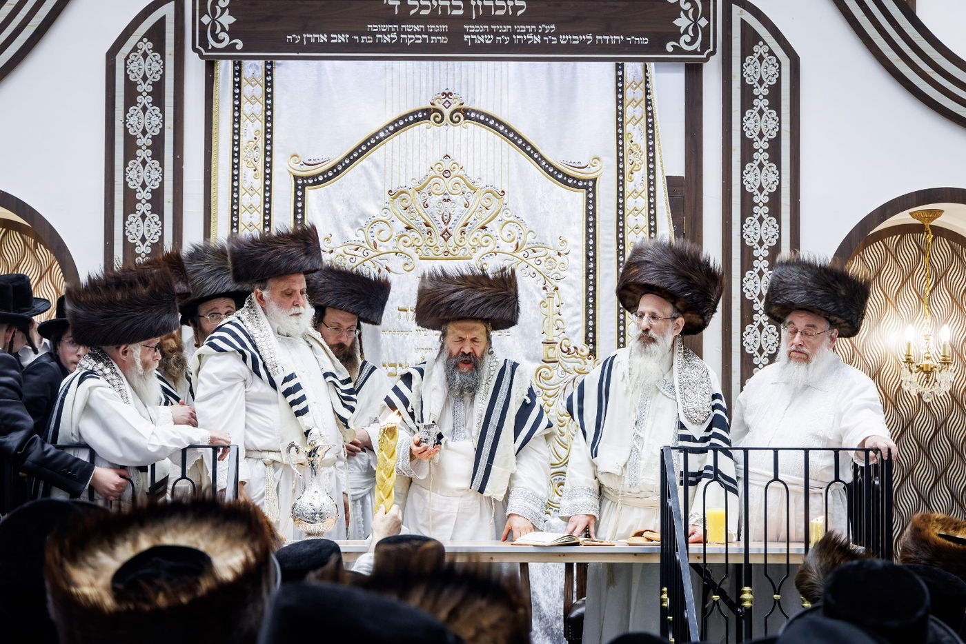 ערב ומוצאי יום כיפור בחצה"ק באבוב 45