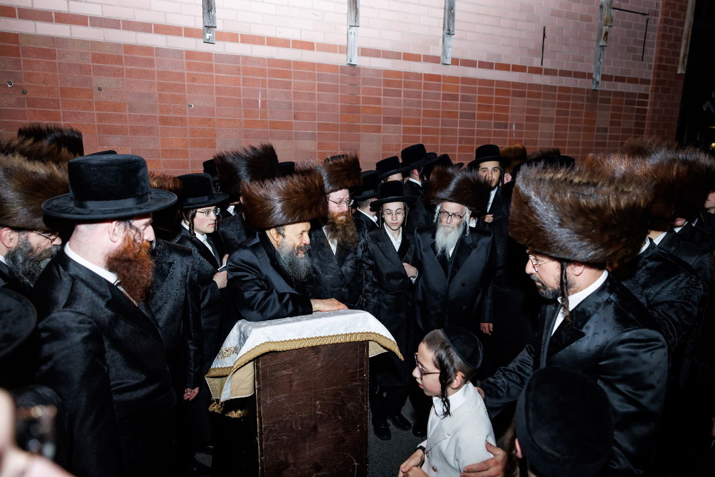 ערב ומוצאי יום כיפור בחצה"ק באבוב 45