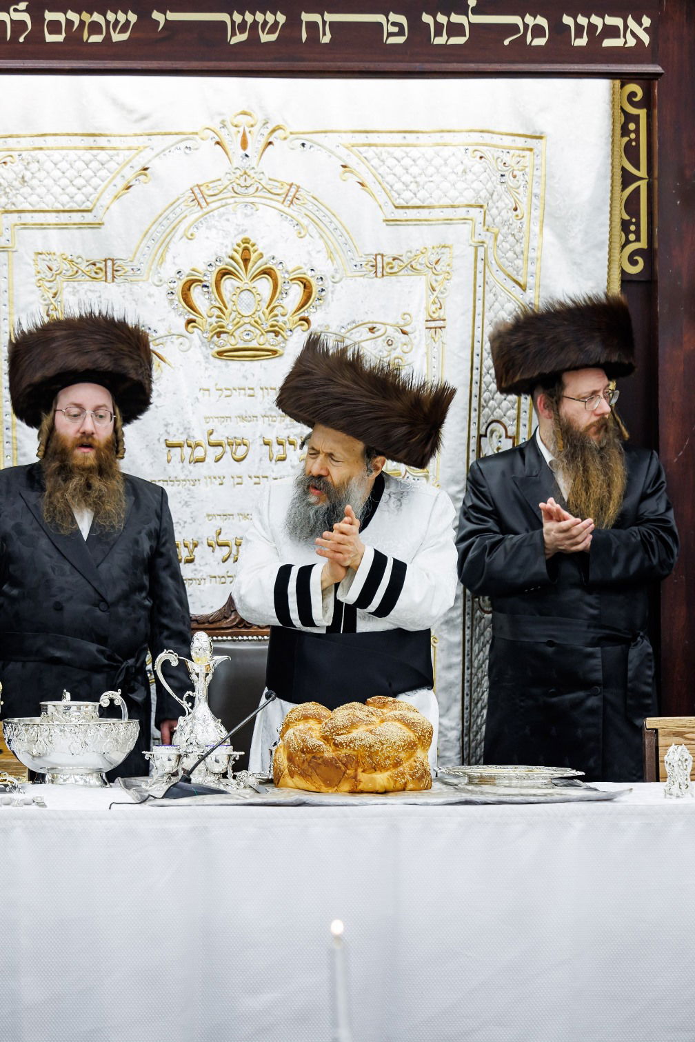 ערב ומוצאי יום כיפור בחצה"ק באבוב 45