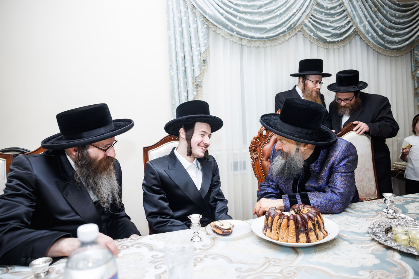 שמחת אירוסי נכדי האדמו"ר מבאבוב 45