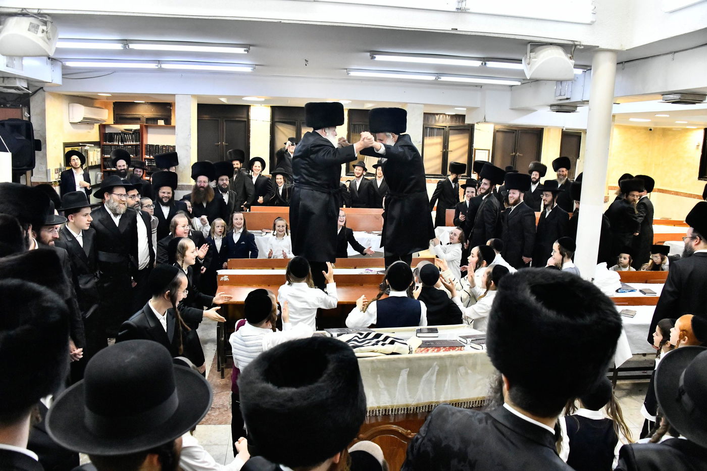 שמחת בית השואבה בחצה"ק אלכסנדר