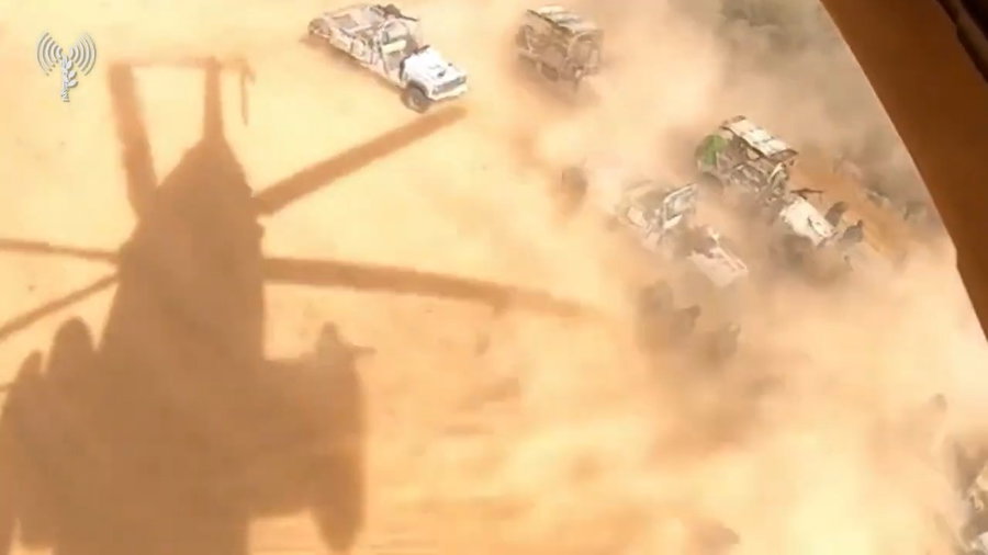 לוחמי 669 מחלצים פצועים במלחמה