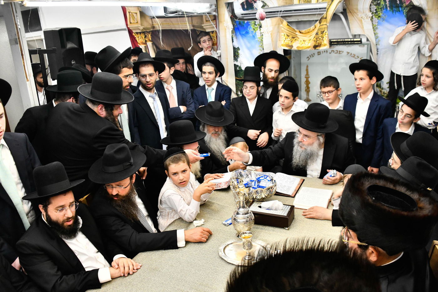 שמחת בית השואבה אצל הרה"ג יצחק שאול קנייבסקי