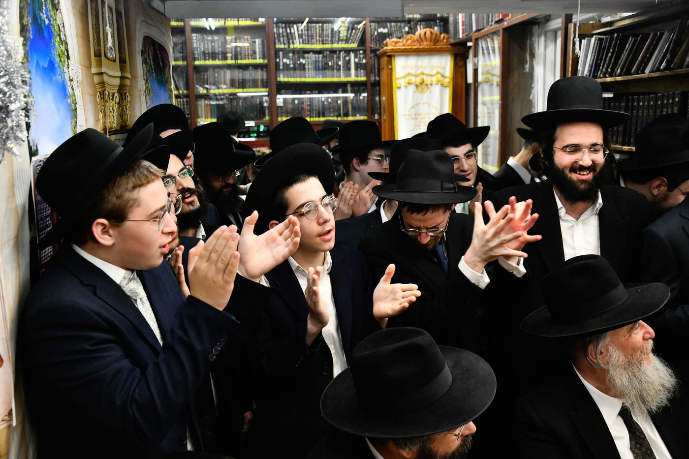 שמחת בית השואבה אצל הרה"ג יצחק שאול קנייבסקי