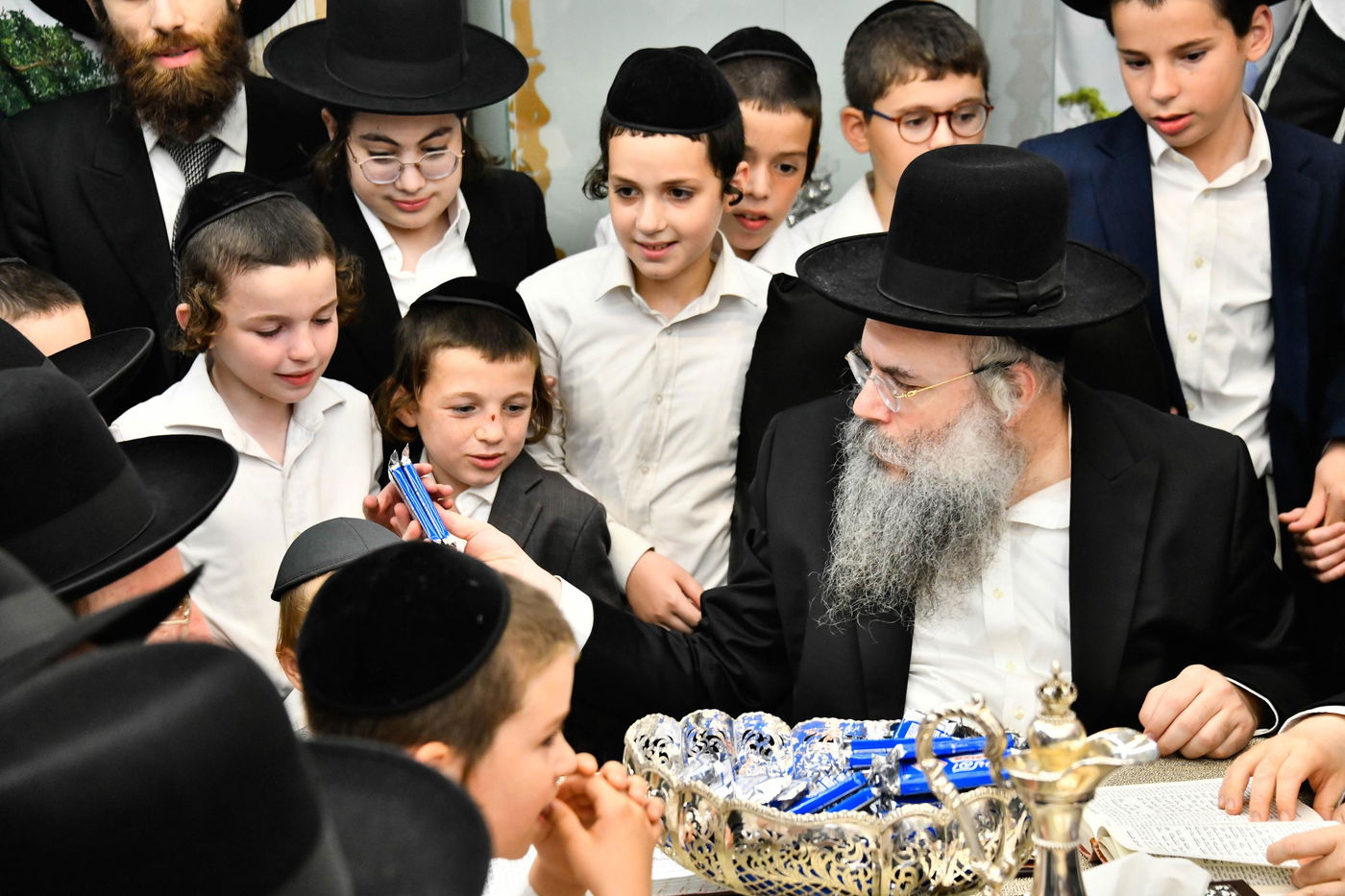 שמחת בית השואבה אצל הרה"ג יצחק שאול קנייבסקי