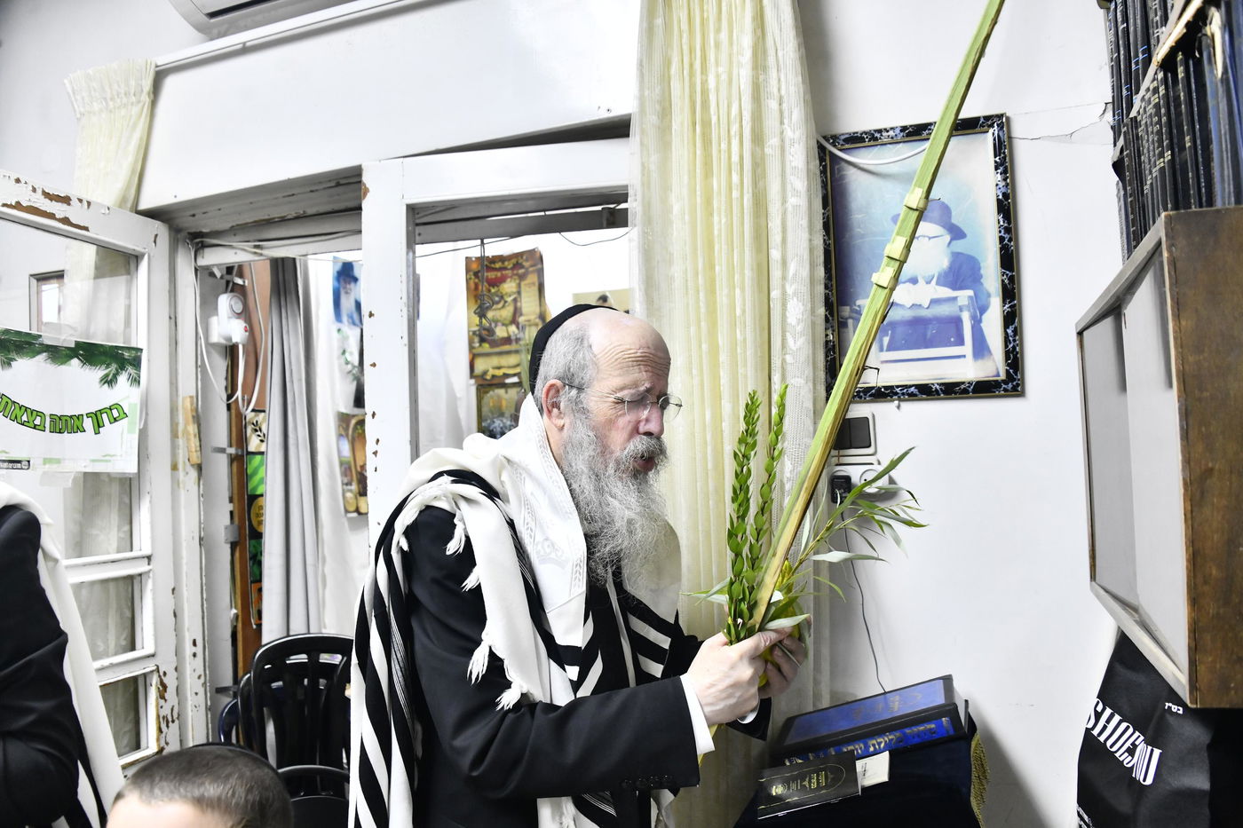 הגרח"פ ברמן בנטילת לולב