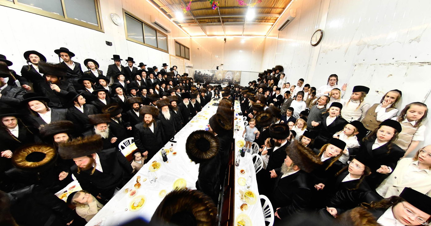 שמחת בית השואבה בחצה"ק זוטשקא