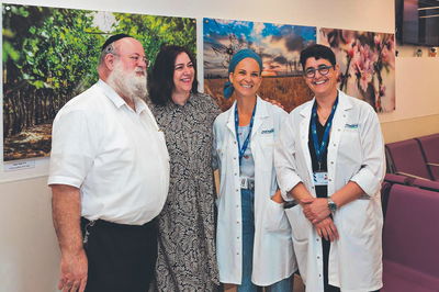 מרגש במיוחד: בני הזוג החרדים שמעו זה את זו - לראשונה אחרי 37 שנה