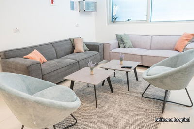 מרגש | סוכה ומחלקה ייעודית: כך נראית ההיערכות בבית החולים לקליטת החטופים 