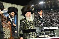 כ"ק אדמו"ר ממישקולץ בנאומו: "הגאולה בפתח!"