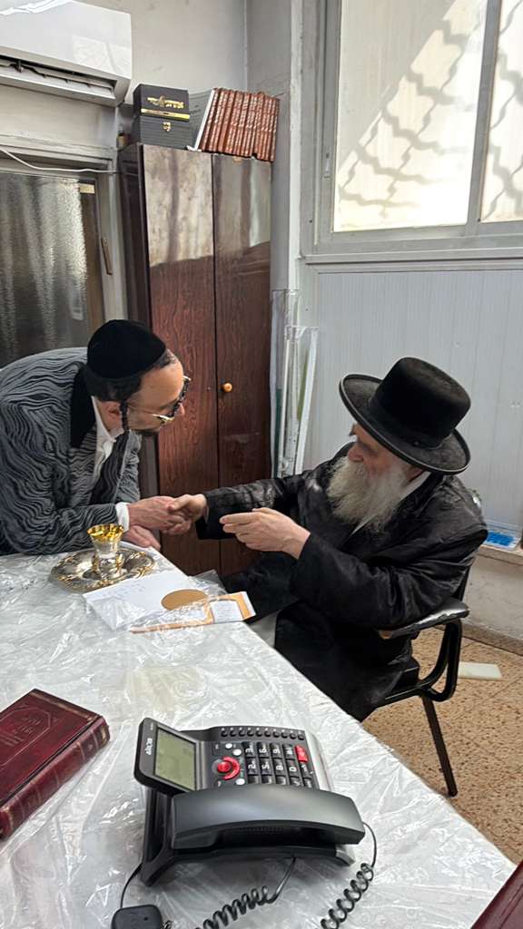 ליפא שמעלצער אצל גאב"ד מאקאווא