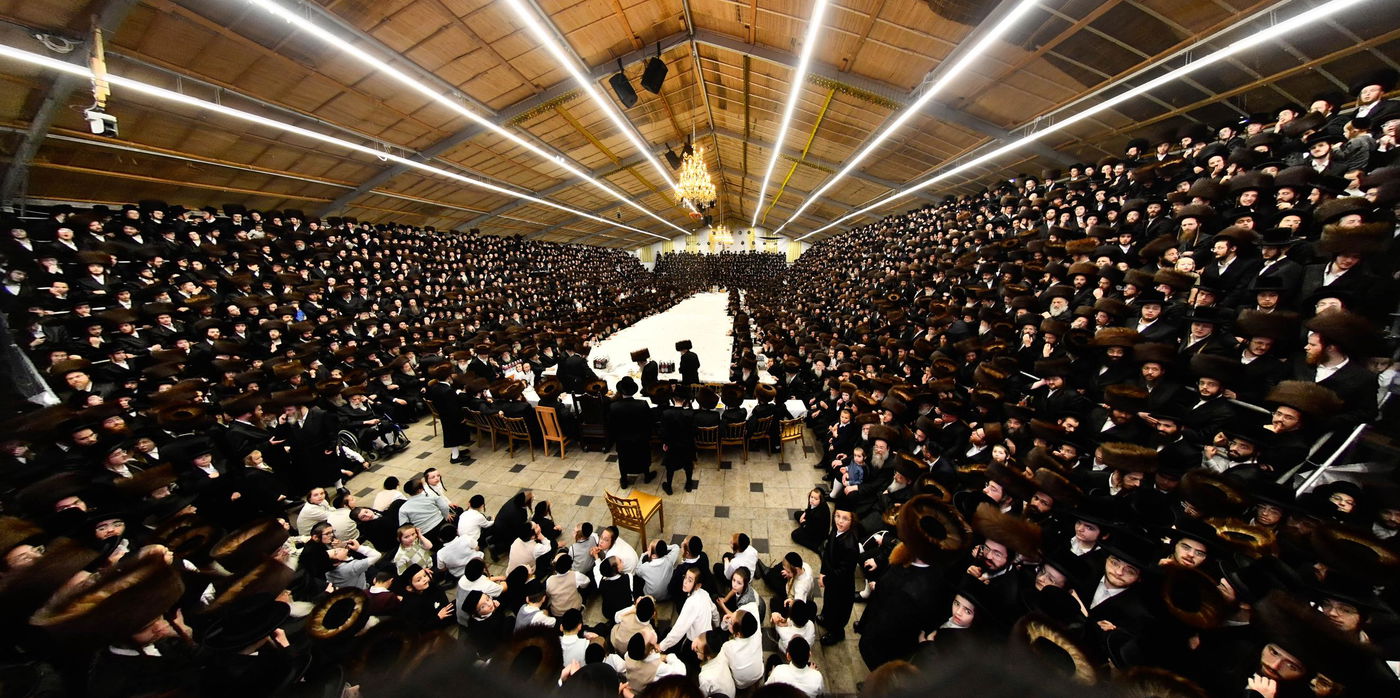 האדמו"ר מבעלזא בטיש חוה"מ סוכות