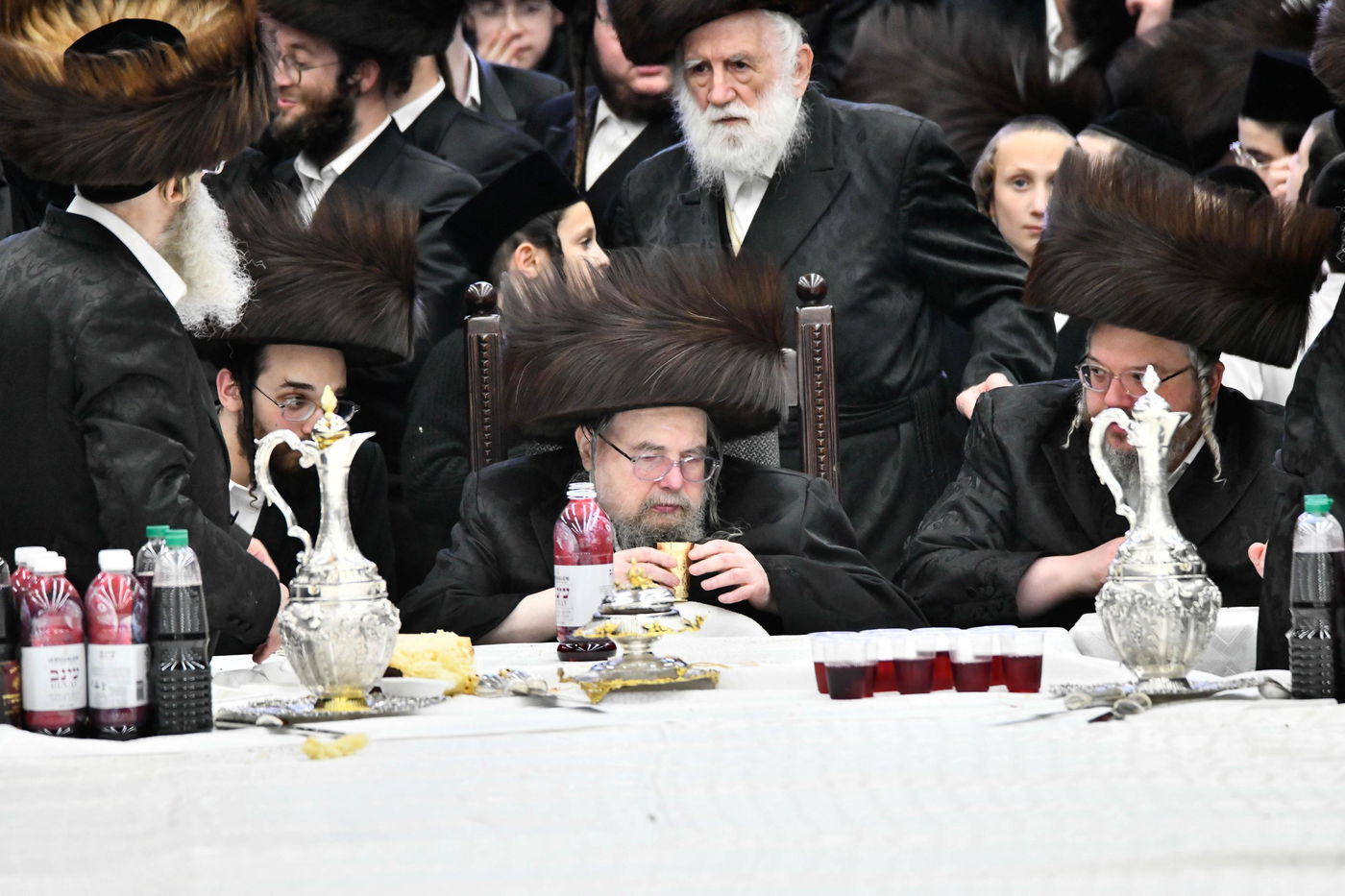 האדמו"ר מבעלזא בטיש חוה"מ סוכות