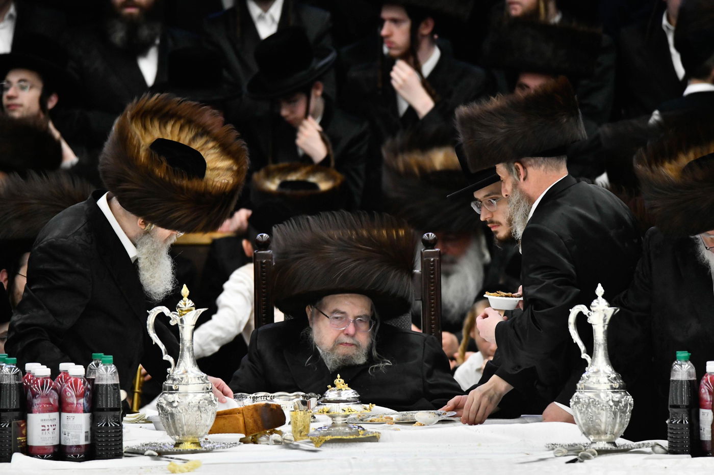 האדמו"ר מבעלזא בטיש חוה"מ סוכות