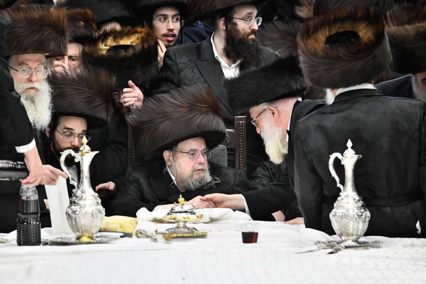 האדמו"ר מבעלזא בטיש חוה"מ סוכות