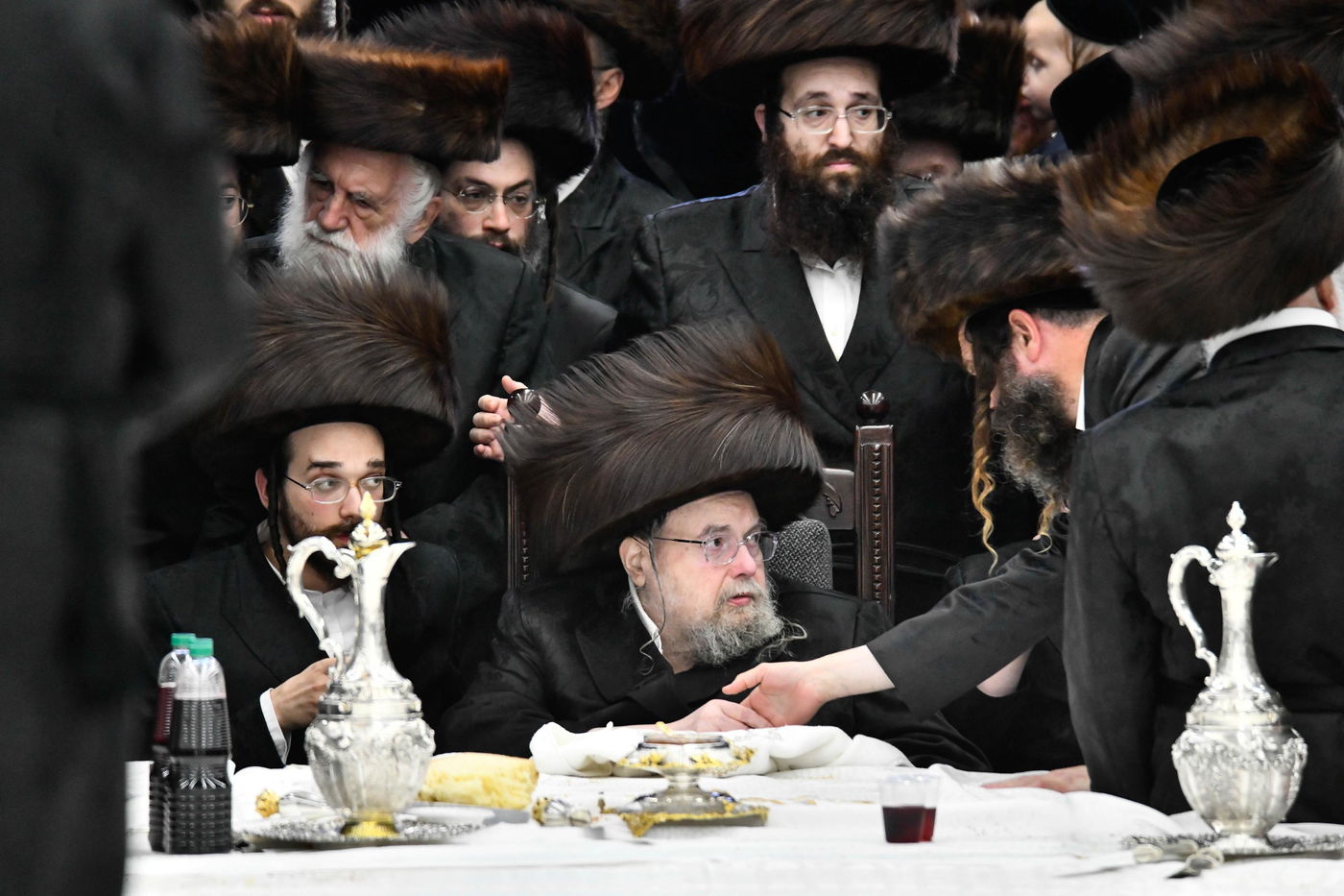 האדמו"ר מבעלזא בטיש חוה"מ סוכות