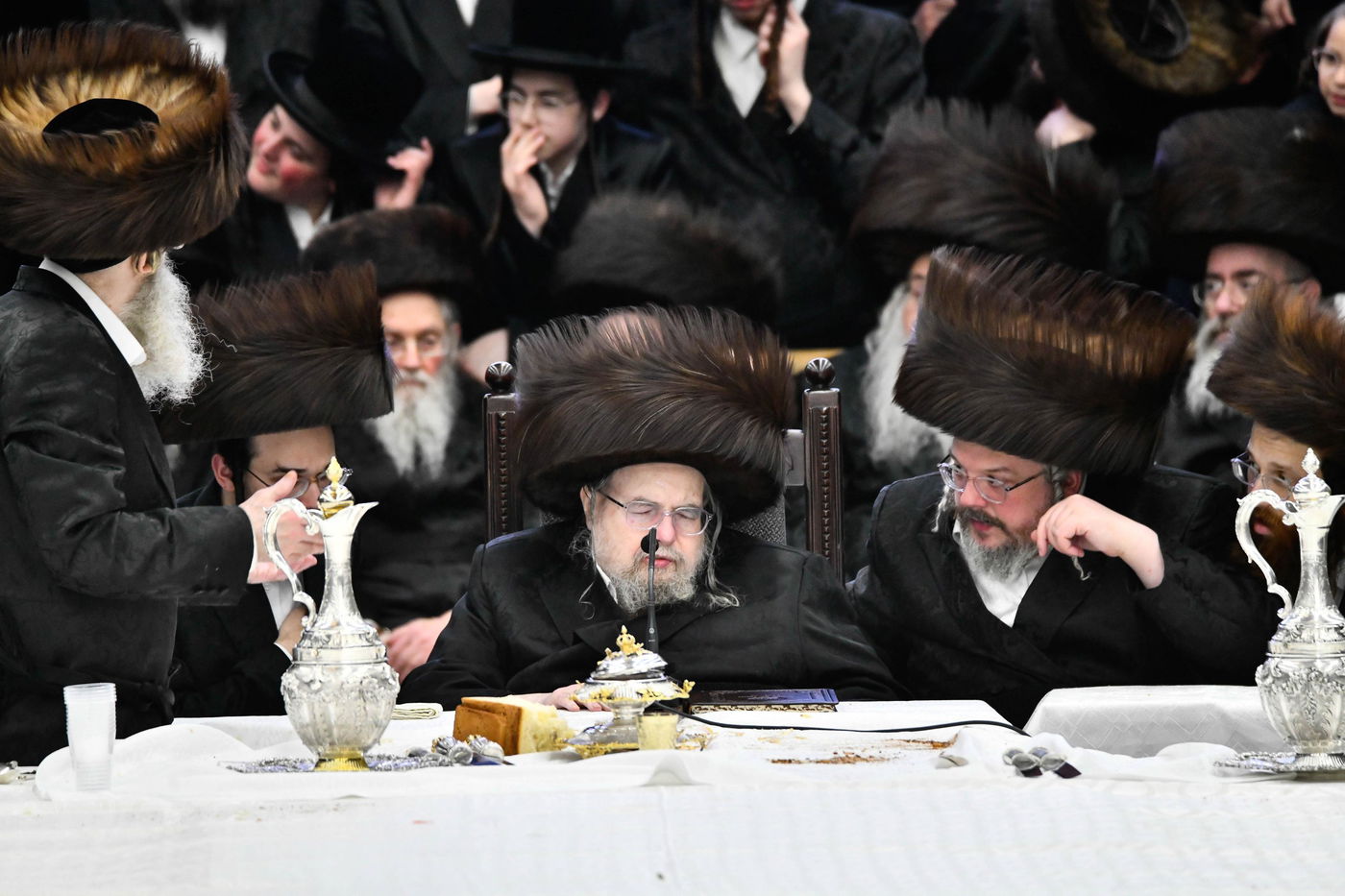 האדמו"ר מבעלזא בטיש חוה"מ סוכות