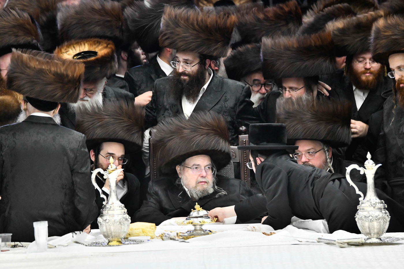 האדמו"ר מבעלזא בטיש חוה"מ סוכות