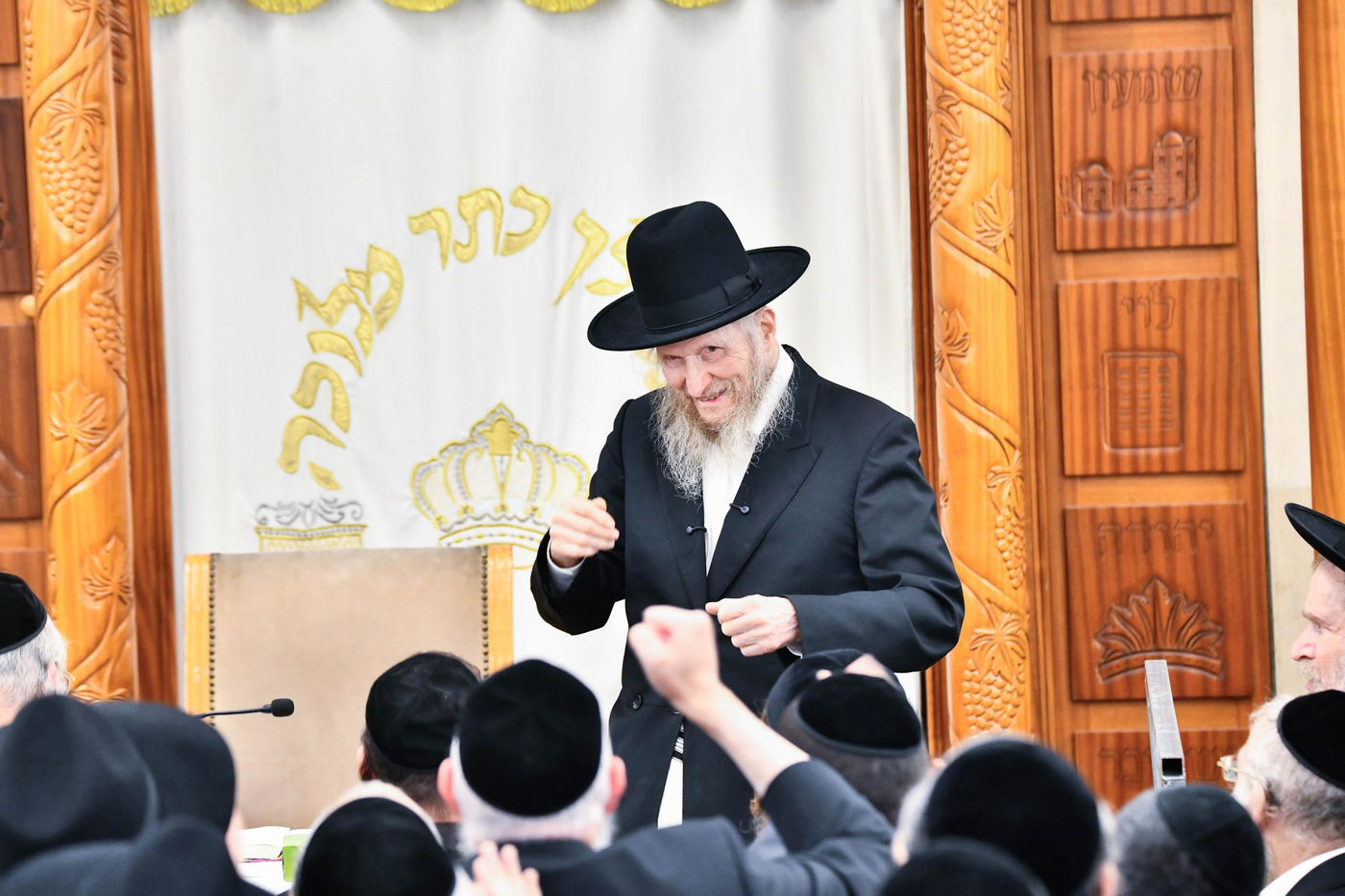 הגה"צ רבי דן סגל בשמחת בית השואבה