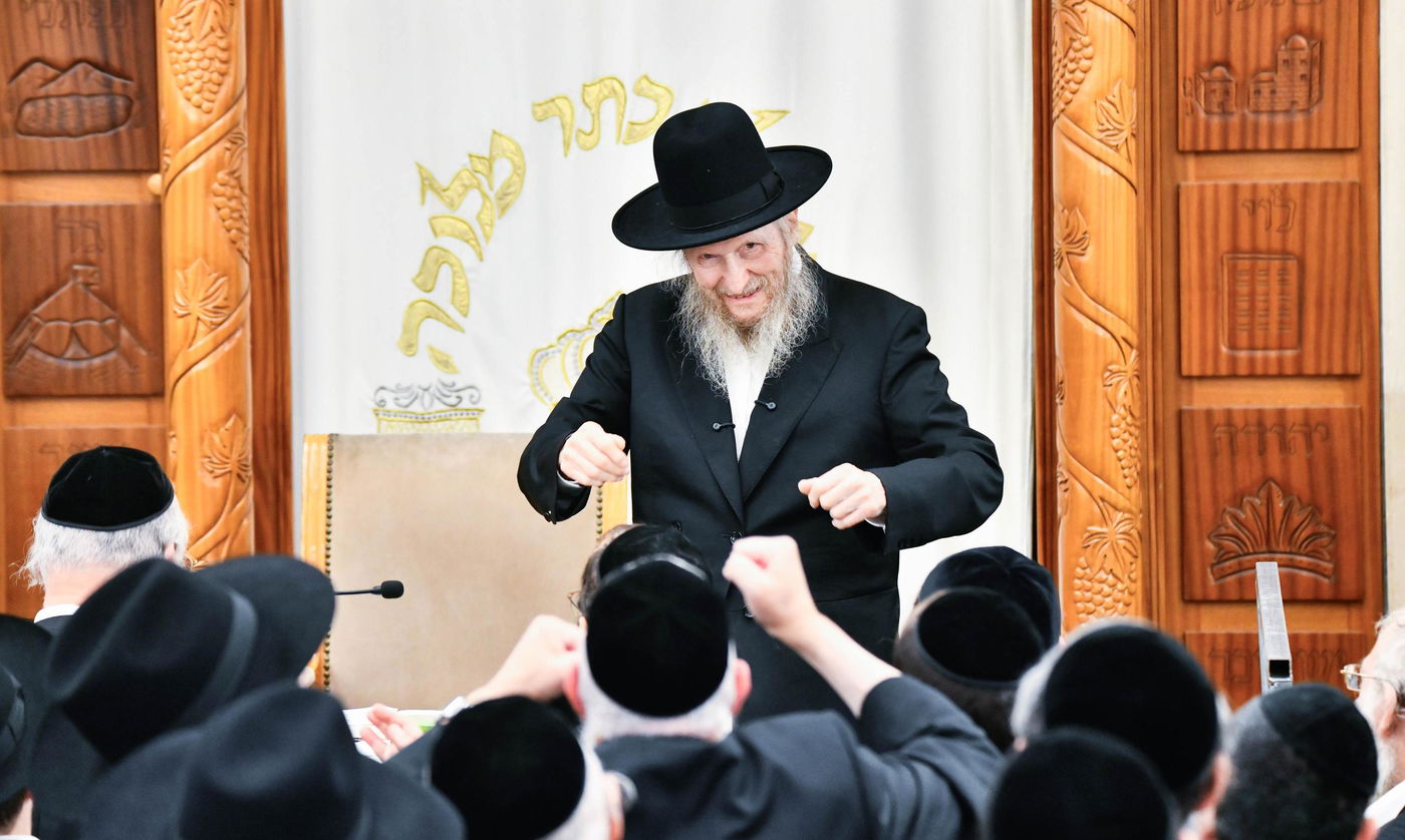 הגה"צ רבי דן סגל בשמחת בית השואבה