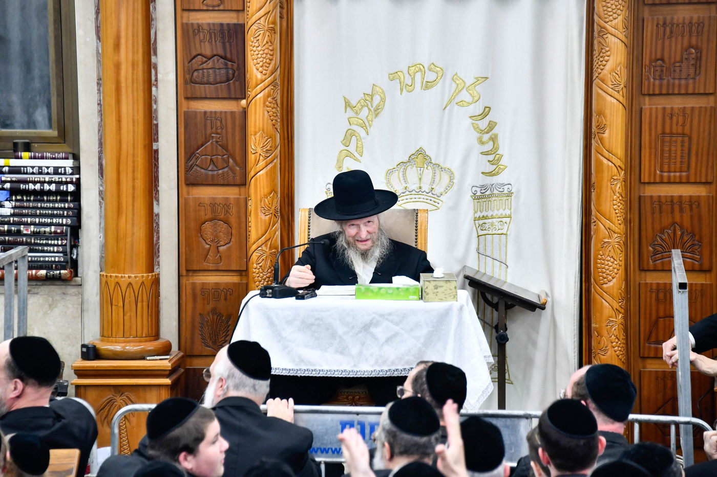 הגה"צ רבי דן סגל בשמחת בית השואבה