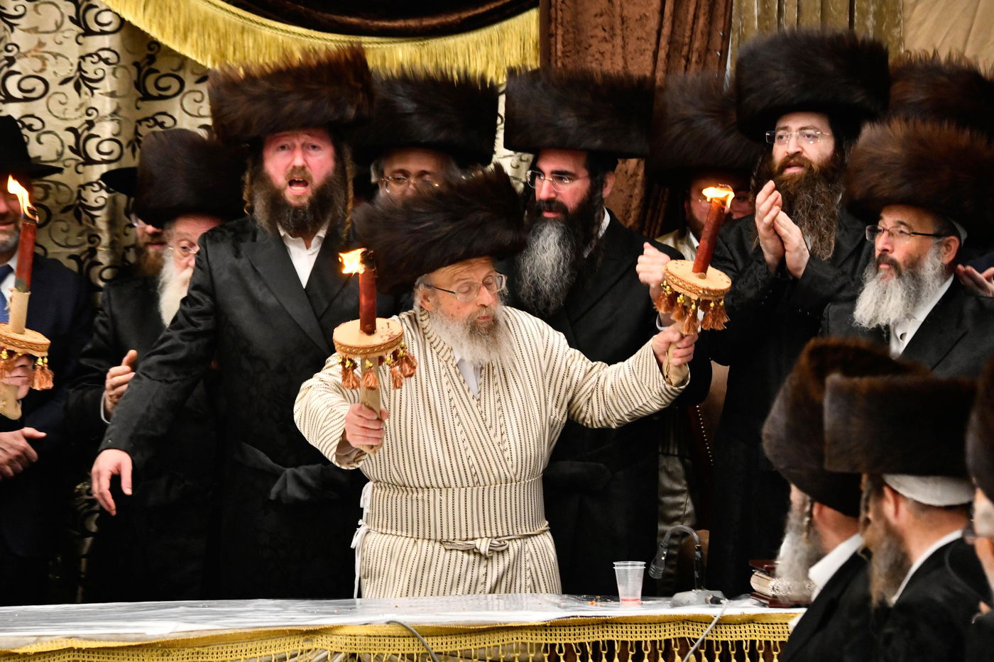 האדמו"ר מפינסק קרלין בטיש חוה"מ סוכות