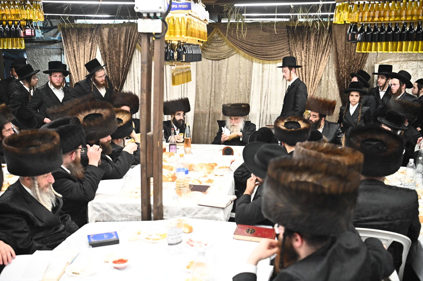 הגה"צ גאב"ד מאקאווא בטיש חוה"מ סוכות