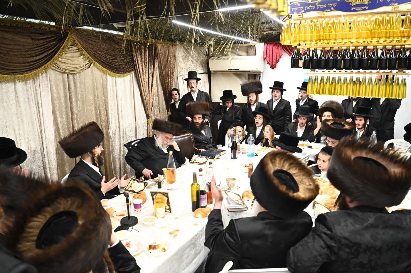 הגה"צ גאב"ד מאקאווא בטיש חוה"מ סוכות