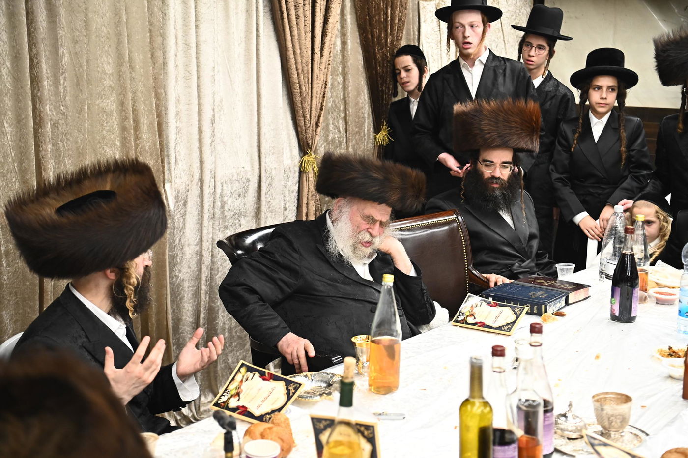 הגה"צ גאב"ד מאקאווא בטיש חוה"מ סוכות