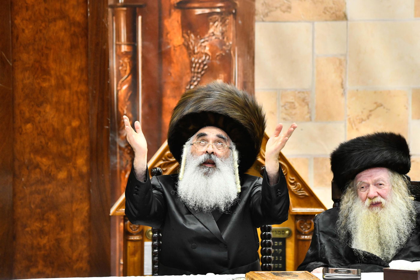 האדמו"ר מדושינסקיא בשמחת בית השואבה