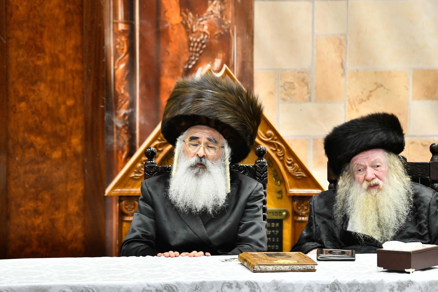 האדמו"ר מדושינסקיא בשמחת בית השואבה