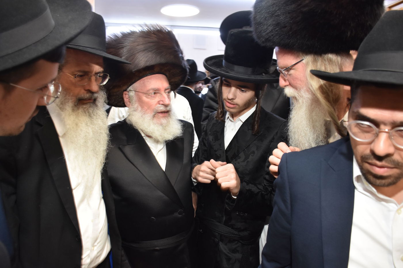 אלפים בשיעורו של הגאב"ד הגר"א וייס בבני ברק