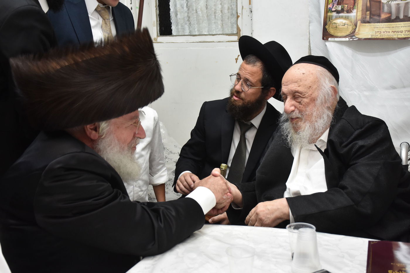 אלפים בשיעורו של הגאב"ד הגר"א וייס בבני ברק