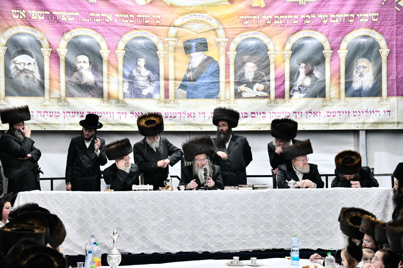 האדמו"ר מביאלה בטיש חול המועד סוכות