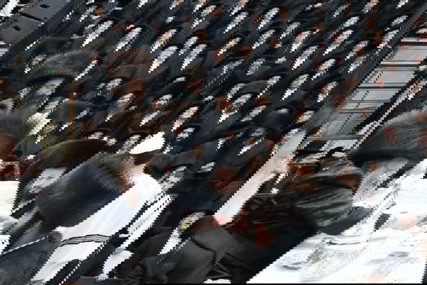 העריקים אצל האדמו"רים בחול המעוד סוכות תשפ"ו