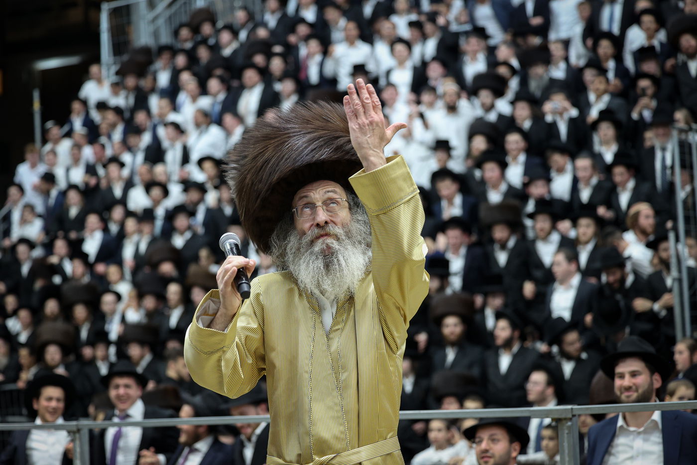 הגה"צ רבי אלימלך בידרמן בשמחת בית השואבה