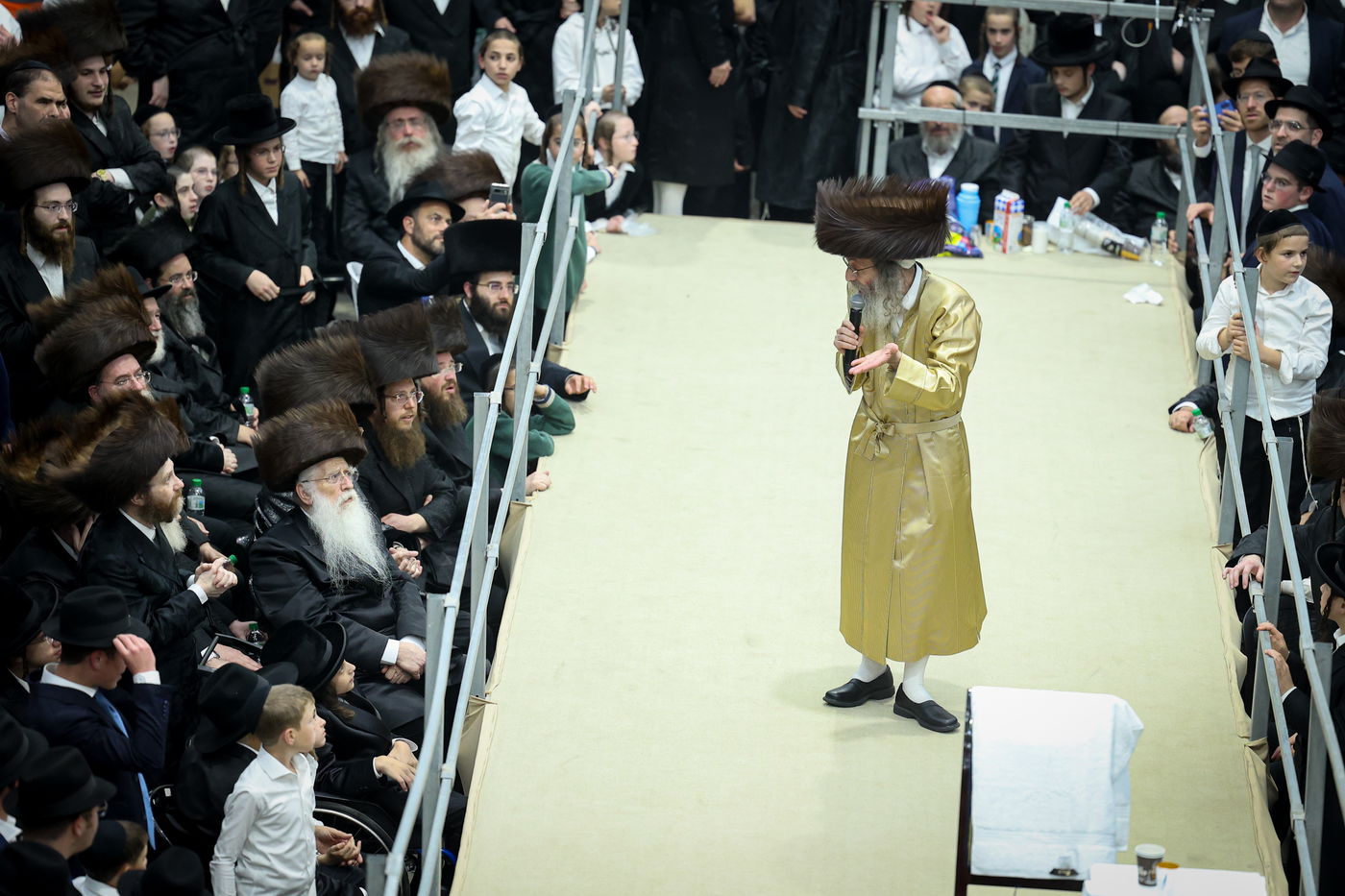 הגה"צ רבי אלימלך בידרמן בשמחת בית השואבה