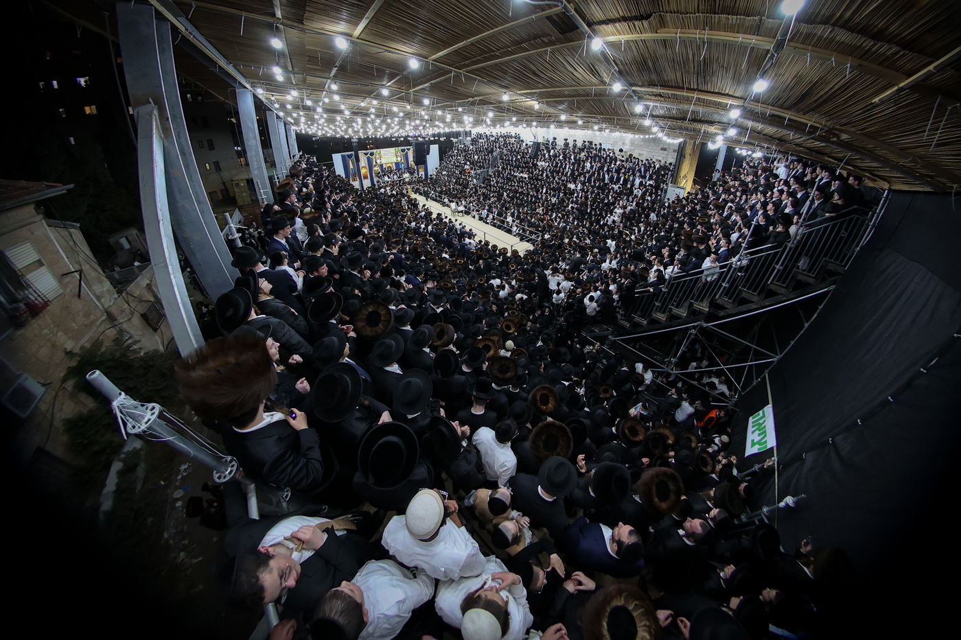 הגה"צ רבי אלימלך בידרמן בשמחת בית השואבה