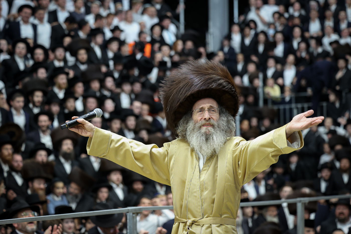הגה"צ רבי אלימלך בידרמן בשמחת בית השואבה