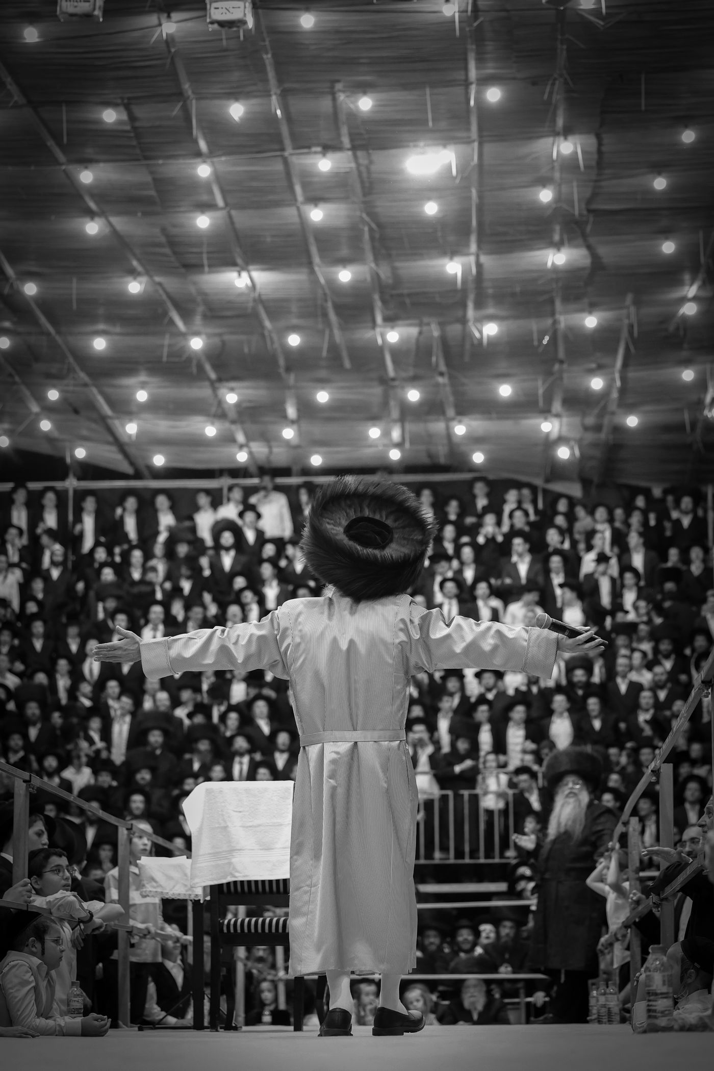 הגה"צ רבי אלימלך בידרמן בשמחת בית השואבה