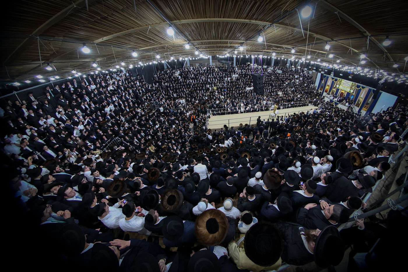 הגה"צ רבי אלימלך בידרמן בשמחת בית השואבה