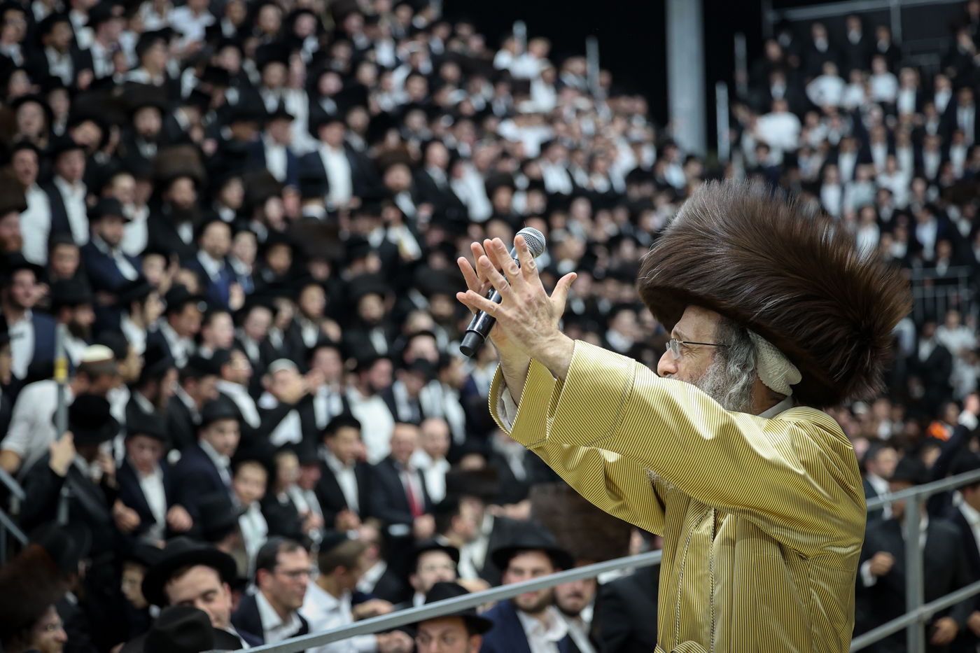 הגה"צ רבי אלימלך בידרמן בשמחת בית השואבה