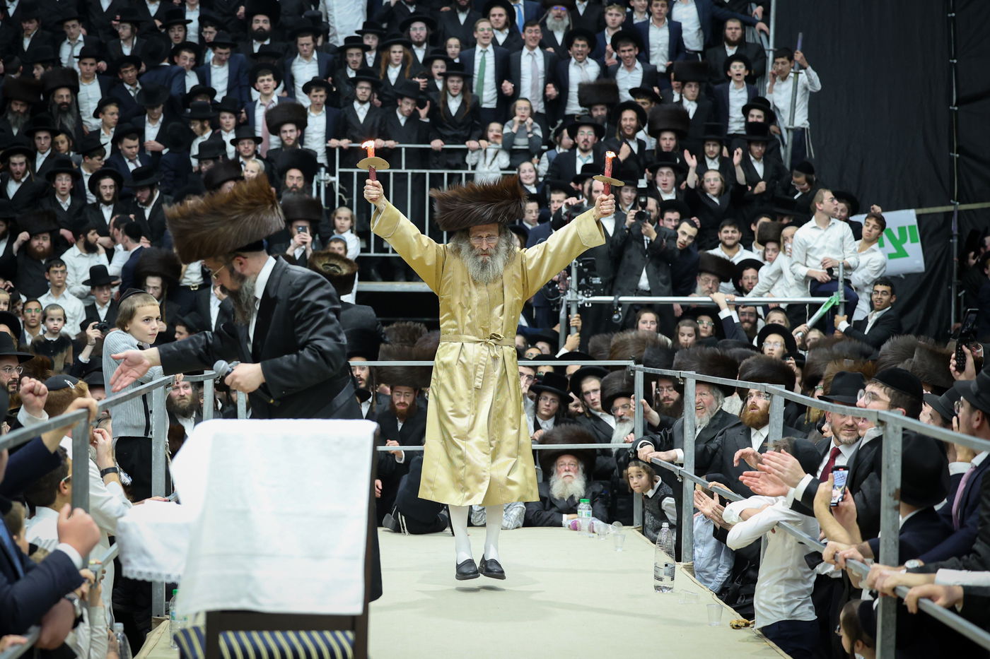 הגה"צ רבי אלימלך בידרמן בשמחת בית השואבה